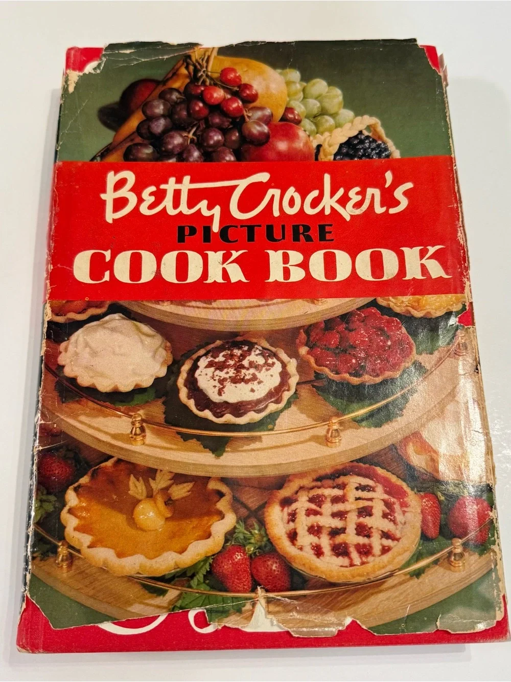 Betty Crocker's Picture Hard Cover Cook Book - 1950 - 1st edition - 6th Print